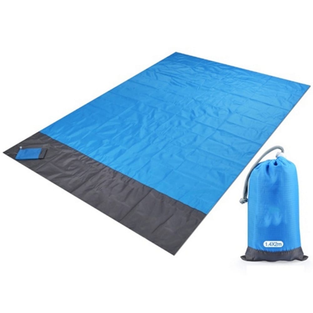 2×2.1m waterproof folding and lightweight beach mat
