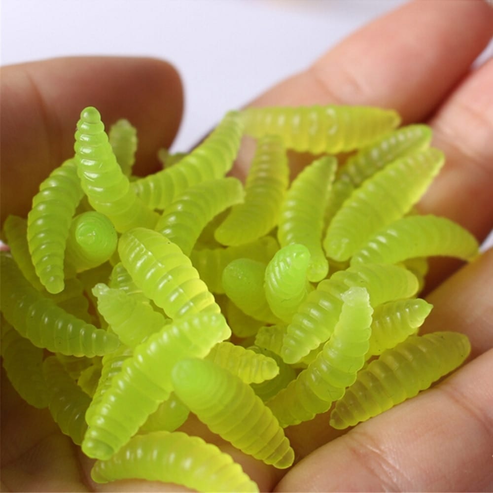 50pcs 2cm 0.3g maggot grub soft fishing lure hooks smell worms glow fish lures