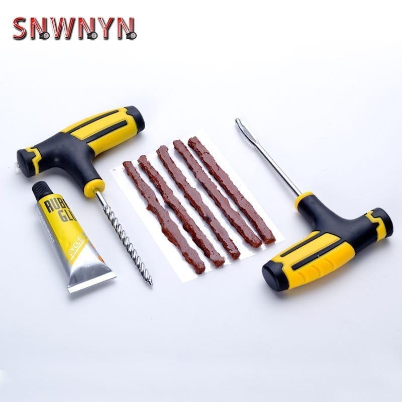 Tubeless tire repair tool