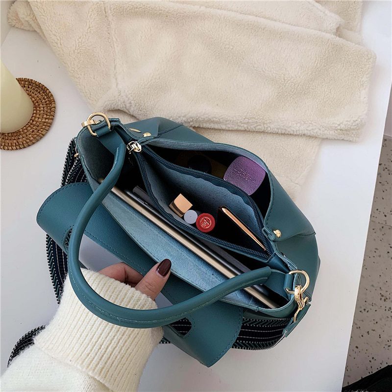 Women large capacity elegant handbags, pu shoulder