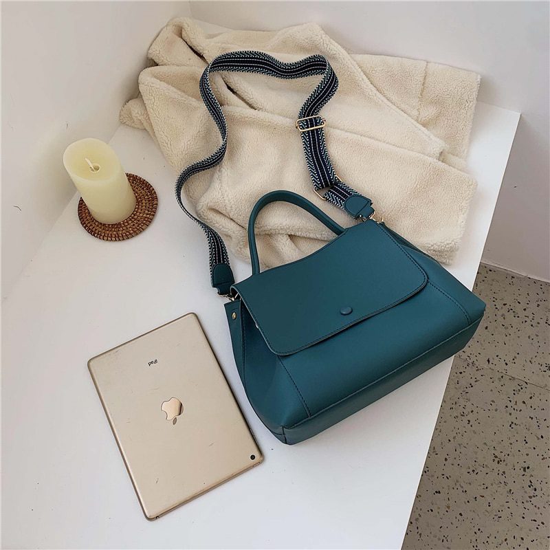 Women large capacity elegant handbags, pu shoulder