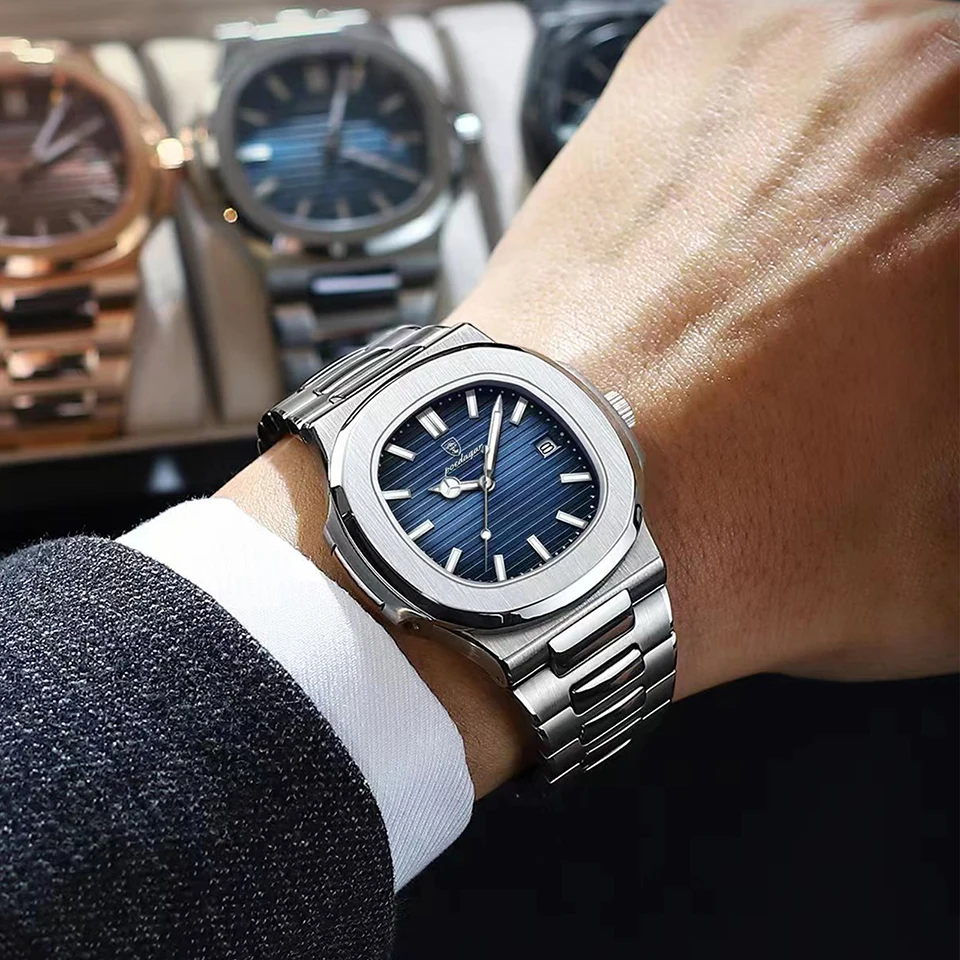 Stylish waterproof quartz timepiece for men with luminous dial and date function