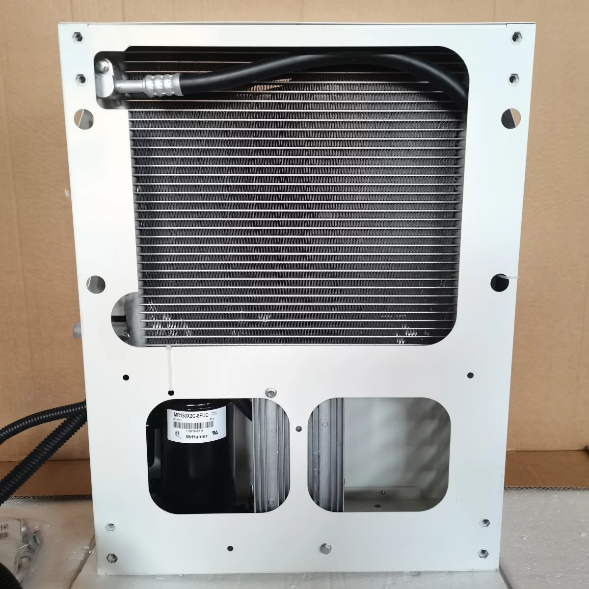 מיזוג אוויר חשמלי לרכב 24V/12V