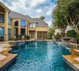 Kristen Manz – Greater Houston Living Team