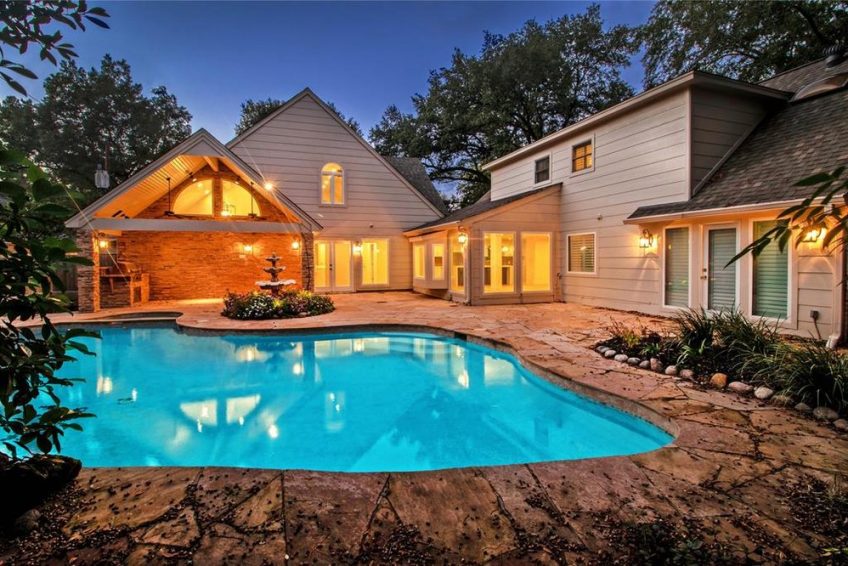 Kristen Manz – Greater Houston Living Team