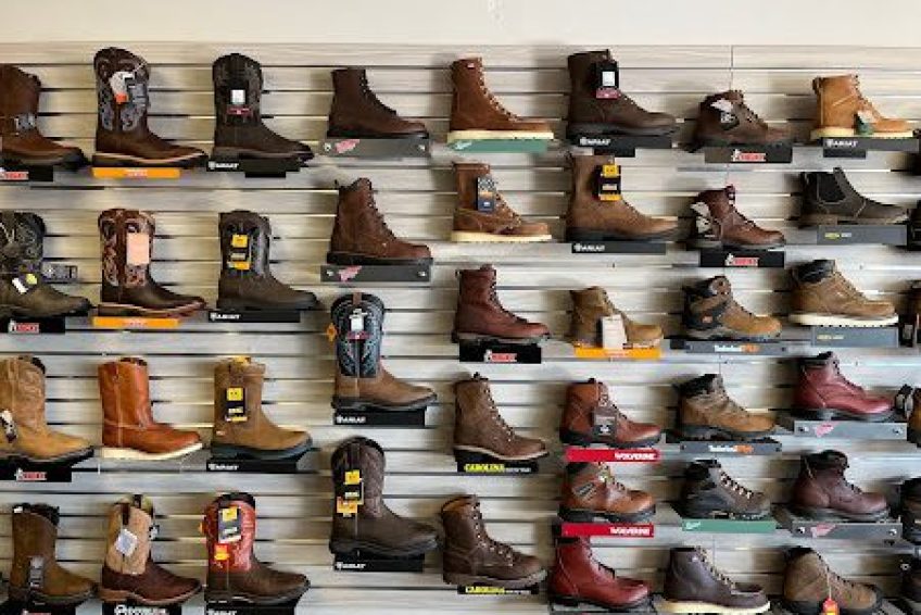 mens work boots near me