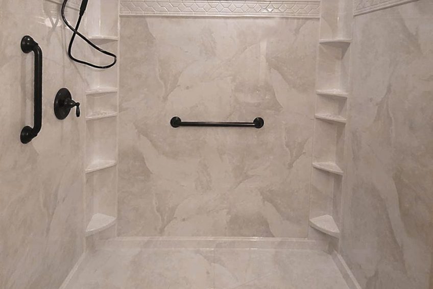 -------_Bath_R_Us